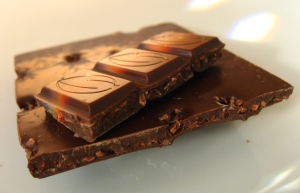 Dark chocolate with nibs made from organically grown cacao